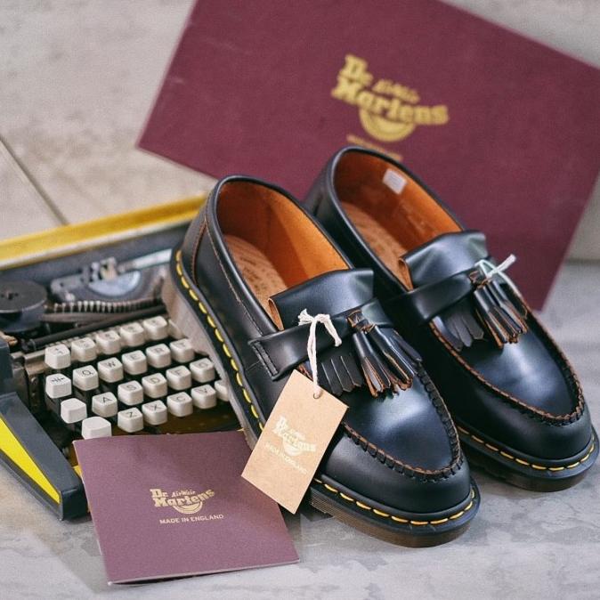 Best Sales Dr Martens Adrian Loafer Tassel Vintage Black, Quilon Leather, England Limited Edition