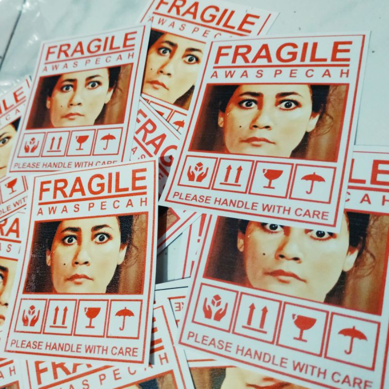 

Stiker Label Paket Online Stiker Fragile