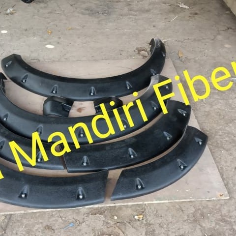 Over Fender Pajero Sport Lama Tahun 2009-2015 Model Baut L Satu Pcs