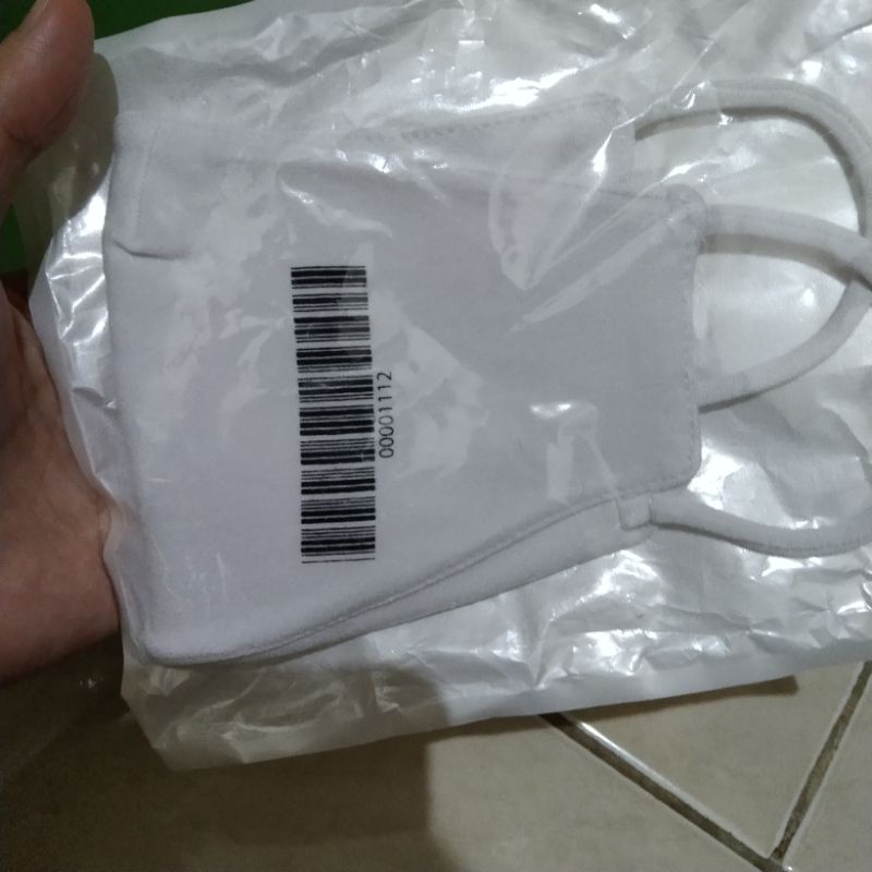 Reusable mask 3 layer every day mask masker kain anak atau dewasa , PUTIH