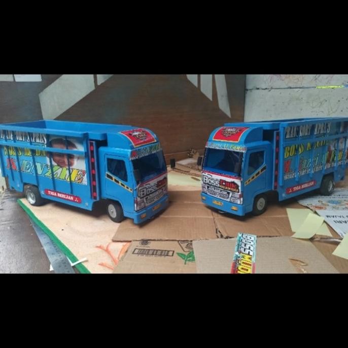 Hot Sale Mainan Truk Kayu Size Besar / Truk Oleng / Miniatur Truk Kayu / Terbaru