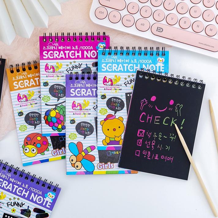 

Limited | KP8 | SCRATCH NOTE / BUKU MAGIC WARNA / BLACK CARDBOARD MINI / SCRATCH BOOK BS