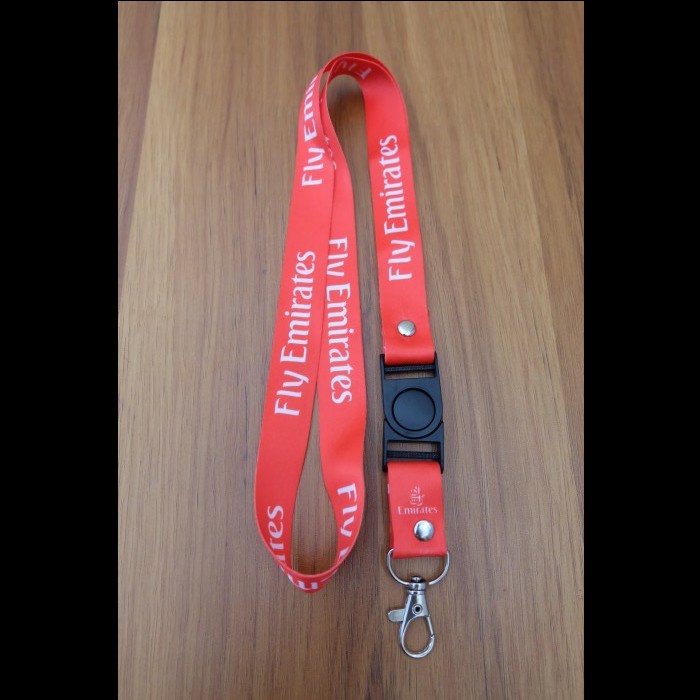 

Lanyard Maskapai Fly Emirates Gantungan Kunci Satuan Custom Dua Sisi