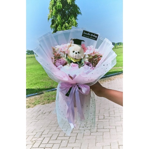 buket boneka dan bunga wisuda/ buket wisuda