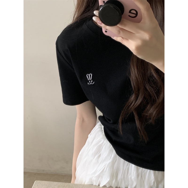 Red Sederhana Bordir Lengan Pendek Bahu Lengan Pendek T-shirt Wanita Musim Panas 2023 Baru Longgar dan Serbaguna Leher Bulat Ramping top Ins