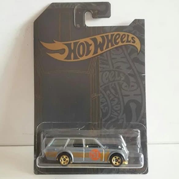 Hot Wheels Datsun 510 Wagon Satin Gold