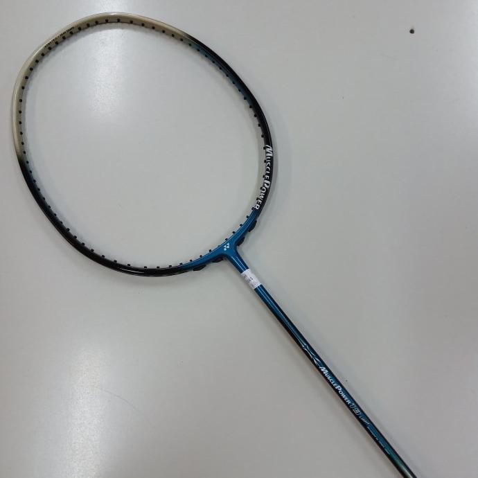 raket racket reket badminton bulutangkis yonex muscle power 19 light