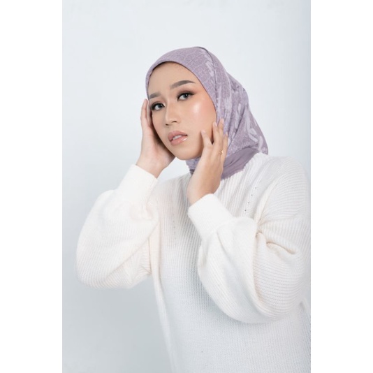 Hijab Segiempat Printing Voal Premium Lasercut Motif Sulthan Series Mono By zenobia Scarves