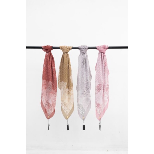 Hijab Segiempat Printing Voal Premium Lasercut Sulthan series 3 Mono By Zenobia Scarves
