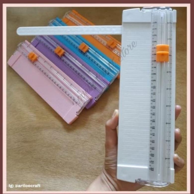 

Terbaru - Paper Trimmer Cutter A5/A4 for paper foto scrapbook 21.5cm pemotong Kertas !