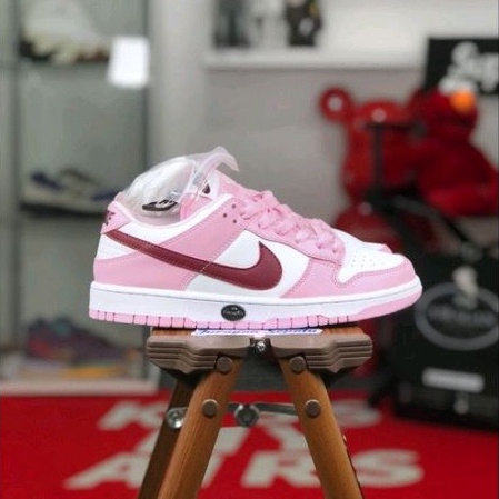 Nike Dunk Low &quot;Pink Foam&quot;