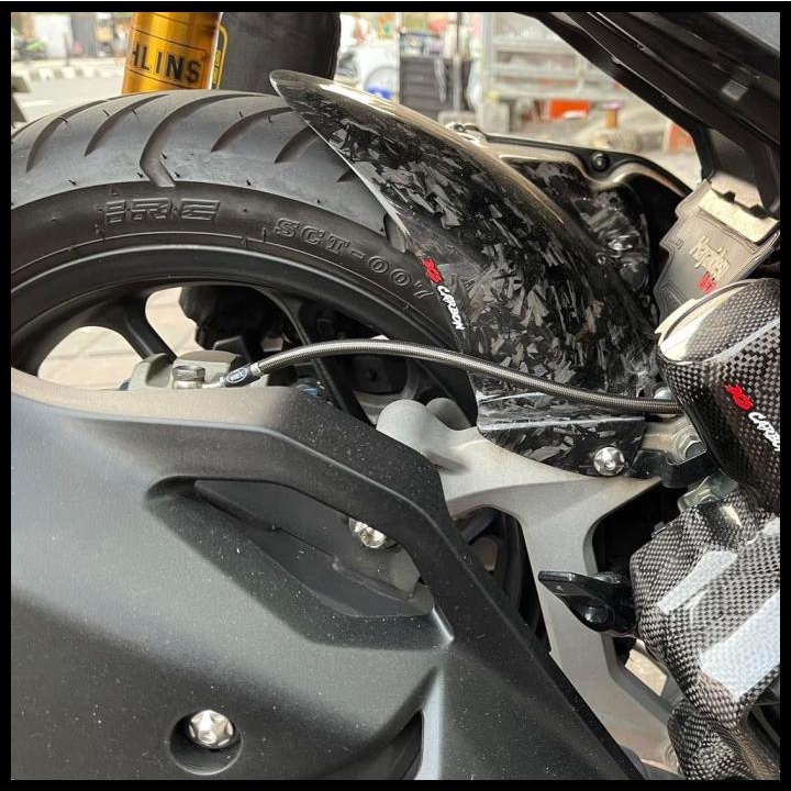 Hugger Vario 160 Carbon Forged