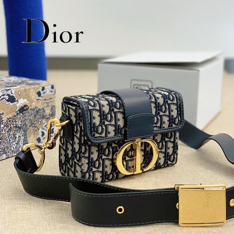 Original Dior mini Montini box vintage CD clasp blue hand-held flower square bag.