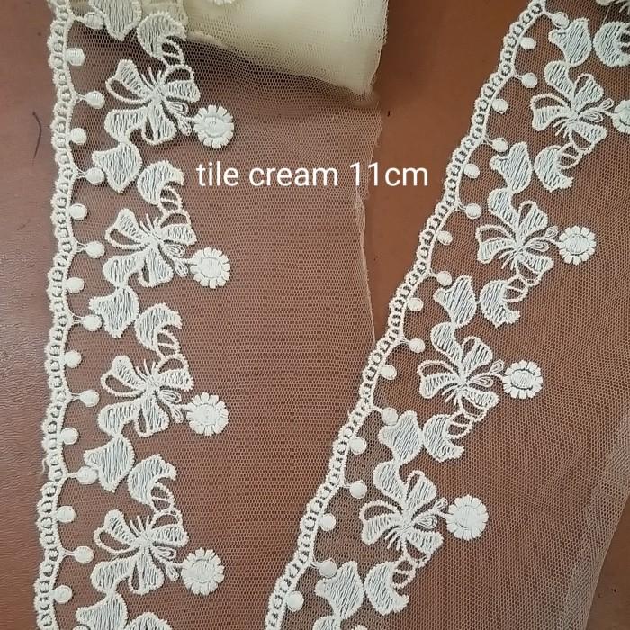 Hiok Renda Tile Warna Cream Lebar 10Cm Harga Per 13,5M