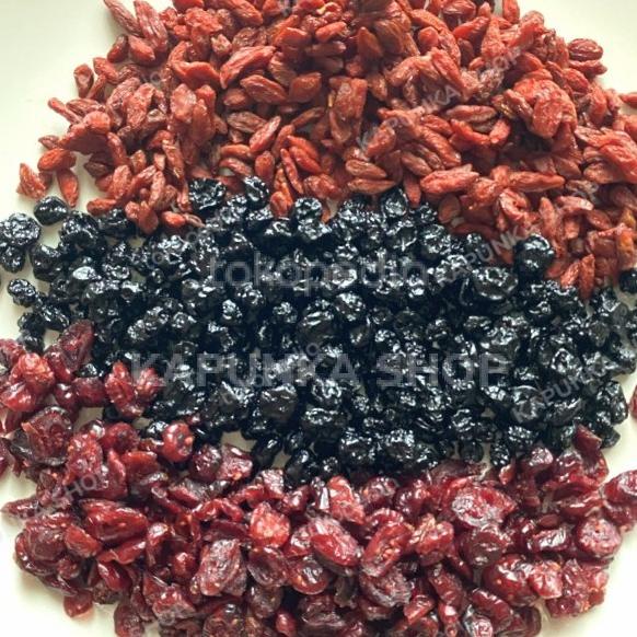 

Berry Blast (Mix of Blueberry, Cranberry, Gojiberry) mix Berry 1kg