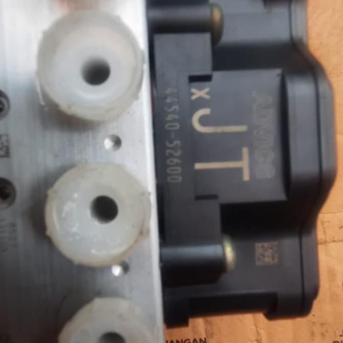 Actuator Abs Modul Abs Toyota Sienta Jt Original