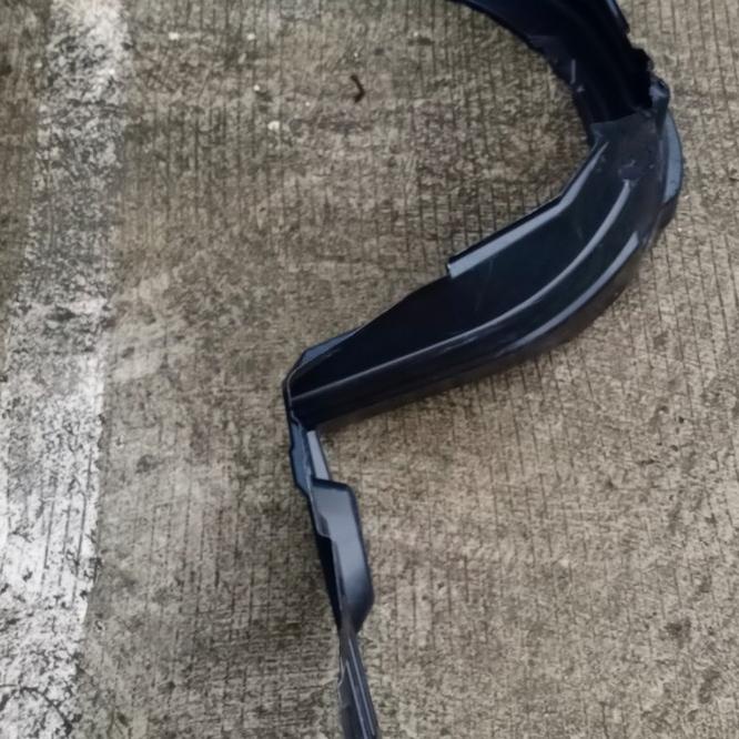 Liner Fender Yaris Lele