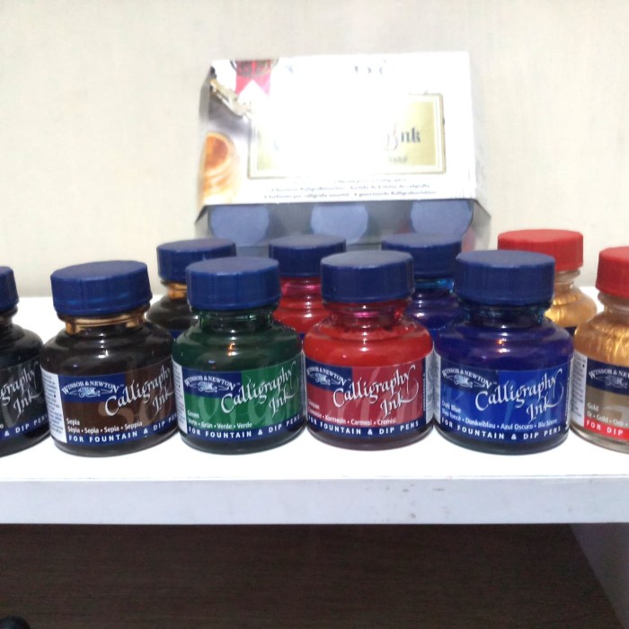 

Terlaris Promo Winsor & Newton Calligraphy Ink / Tinta Kaligrafi / 30 Ml