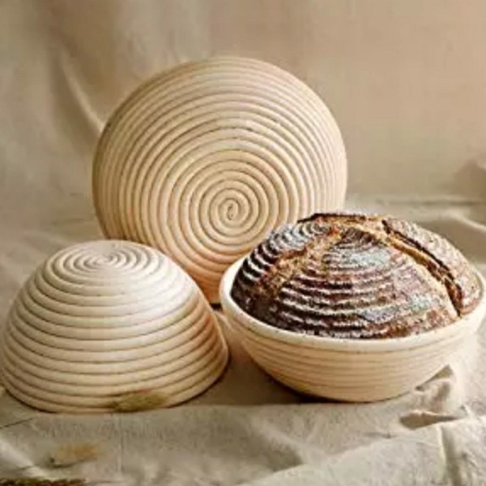 

Banneton Basket Proofing Sourdough Plus Linen Cover Round 20cm