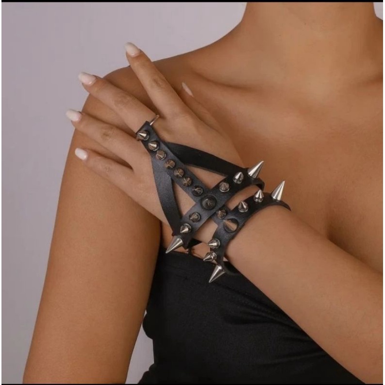 gothic punk bracelet PU leather / gelang kulit duri