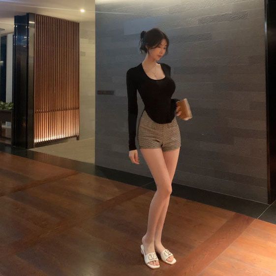 Red Raksasa seksi ~ U-leher menunjukkan dada besar lengan panjang t-shirt wanita bagian tipis mikro-permeabel tubuh ketat menunjukkan bagian dalam kemeja top musim gugur