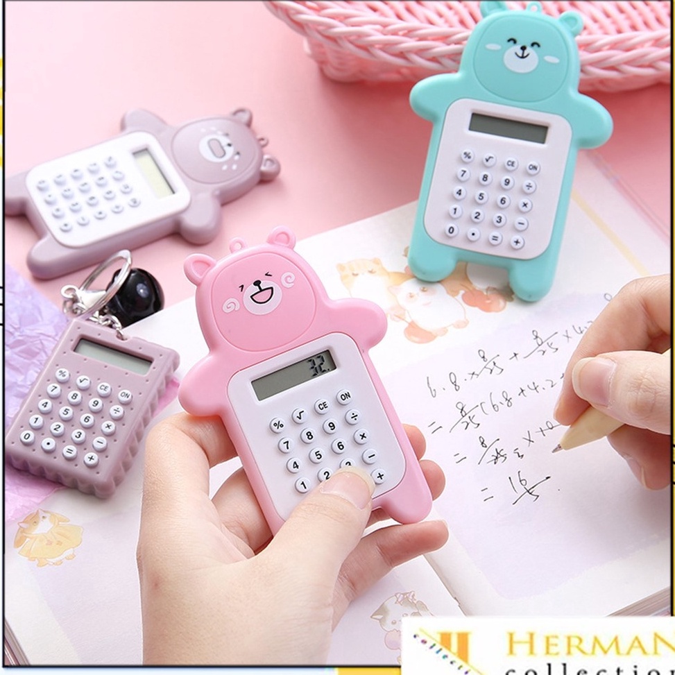 

(COD )NEW_PRODUCT HC Calculator Mini Portable Motif Bear Kalkulator Portable Mini Beruang Kalkulator Unik Kalkulator 8 Digit Mini Portable Kalkulator Beruang Tombol Karet Kalkulator Sekolah /Stationary Warna Warni