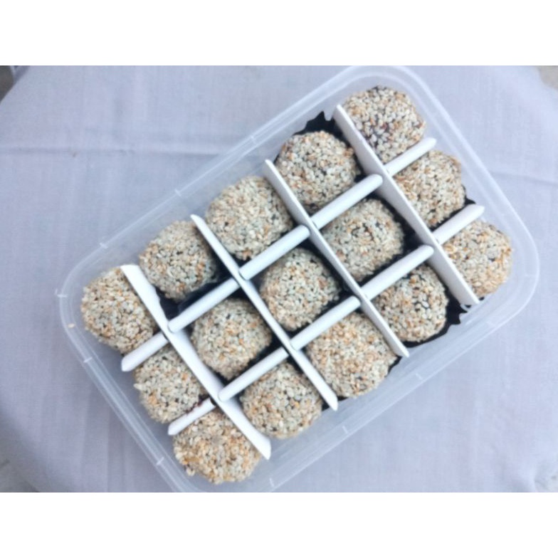 

Big Sale.. Mochi ketan hitam kacang wijen isi 15 pcs LCZ