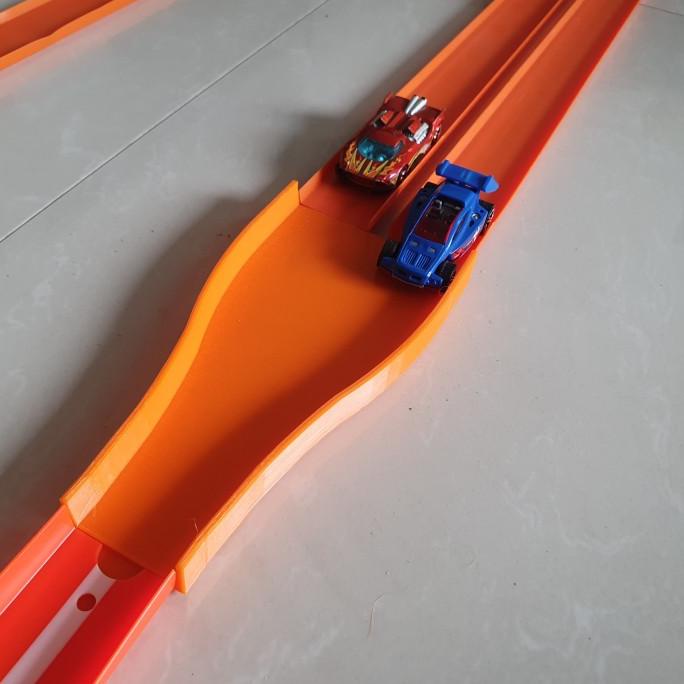 Hot Wheels Track Jalur Menyempit Merge Track By Trix Trax