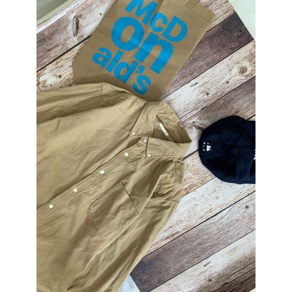 Kemeja Corduroy Uniqlo GU