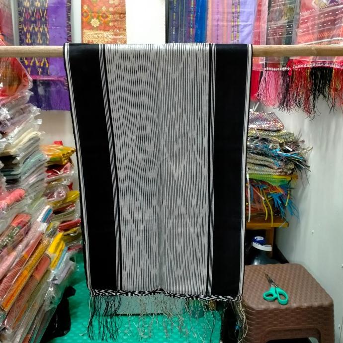 Ulos Hande-Hande Sibolang Rasta