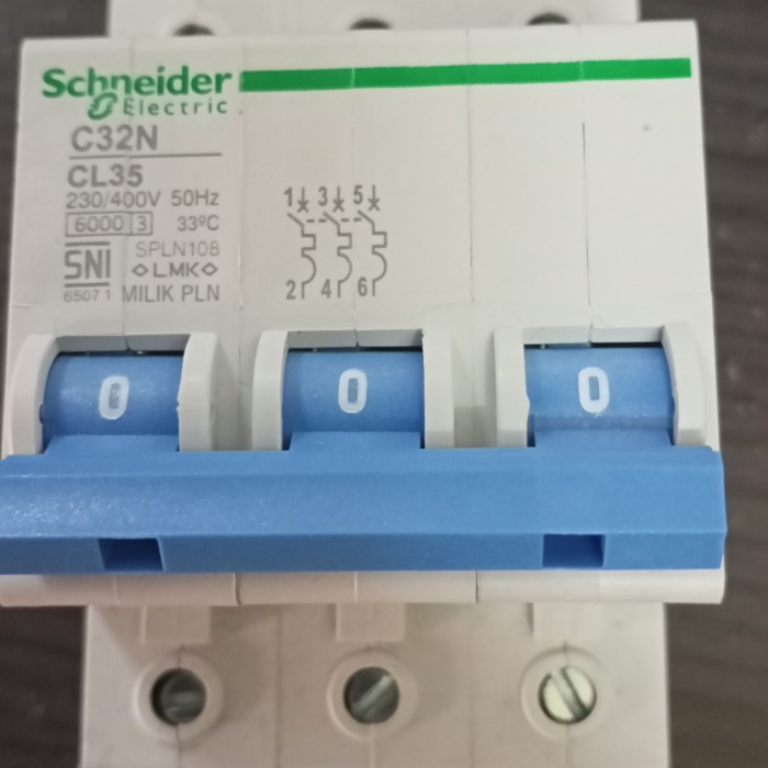 Terlaris Mcb 3 Phase 35 A Scheneider