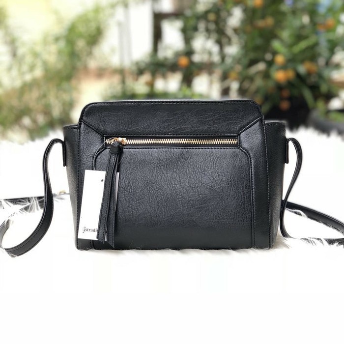 DISKON SPESIAL TAS PESTA WANITA IMPORT TAS STRADIVARIUS SLING BAG TAS SELEMPANG HITAM TERLARIS