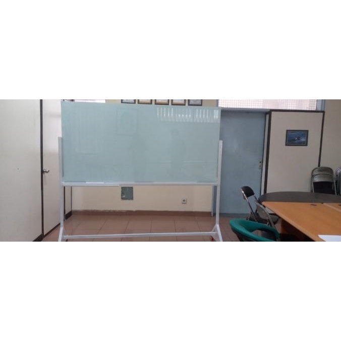 

glassboard standing roda 90 x 120cm magnetik ---NEW---