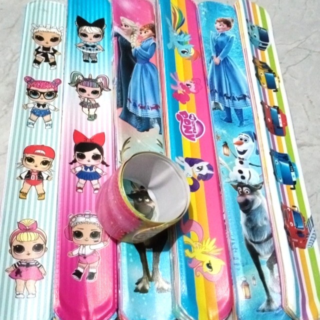 

Isi 100 Pcs Ggaris Gelang Motif Kartun Grosir