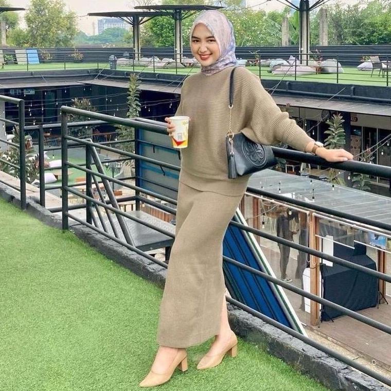 Termurah Prily Betwing Blouse/Baju Wanita Premium/Rajut Blouse Outerwear