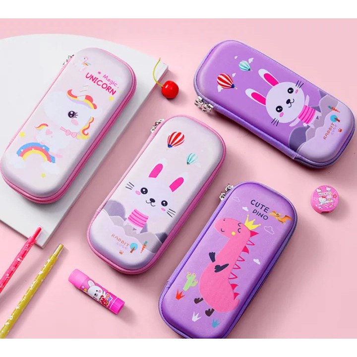 

Tempat Pensil Anak Simple Berkualitas Karakter Unisex Bagus Trendy J5K7 Penyimpanan Alat Tulis Kekinian Multifungsi Aesthetic Korea Serbaguna Motif Lucu Stationary Kotak Pensil Keren Premium Quality Pencil Case Perempuan Lak