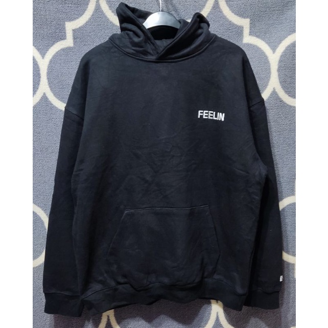 hoodie feelin