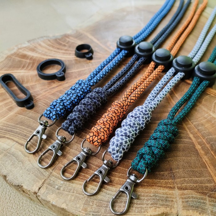 

Best Seller Lanyard Simpul Tali Gantungan Stoper Motif Ular Keren Free 3 Ring Size