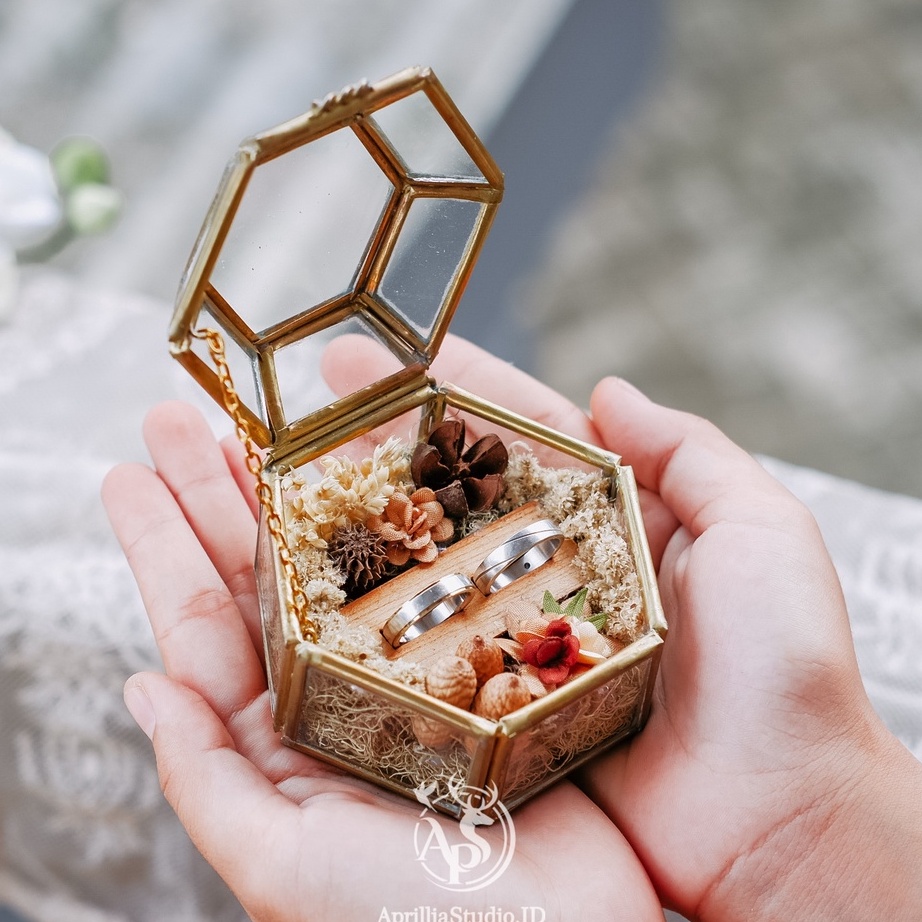 Star Seller.. RING BOX TEMPAT CINCIN LAMARAN GLASS BOX RUSTIC AESTHETIC