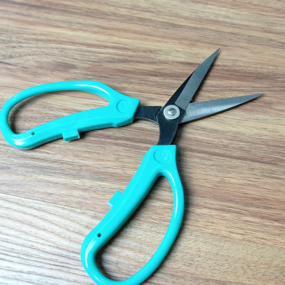 

✷Jual➵ MGSEO Gunting Potong Bahan / Kain Craftman Hijau (Lurus) Sedang I69 Harga Murah