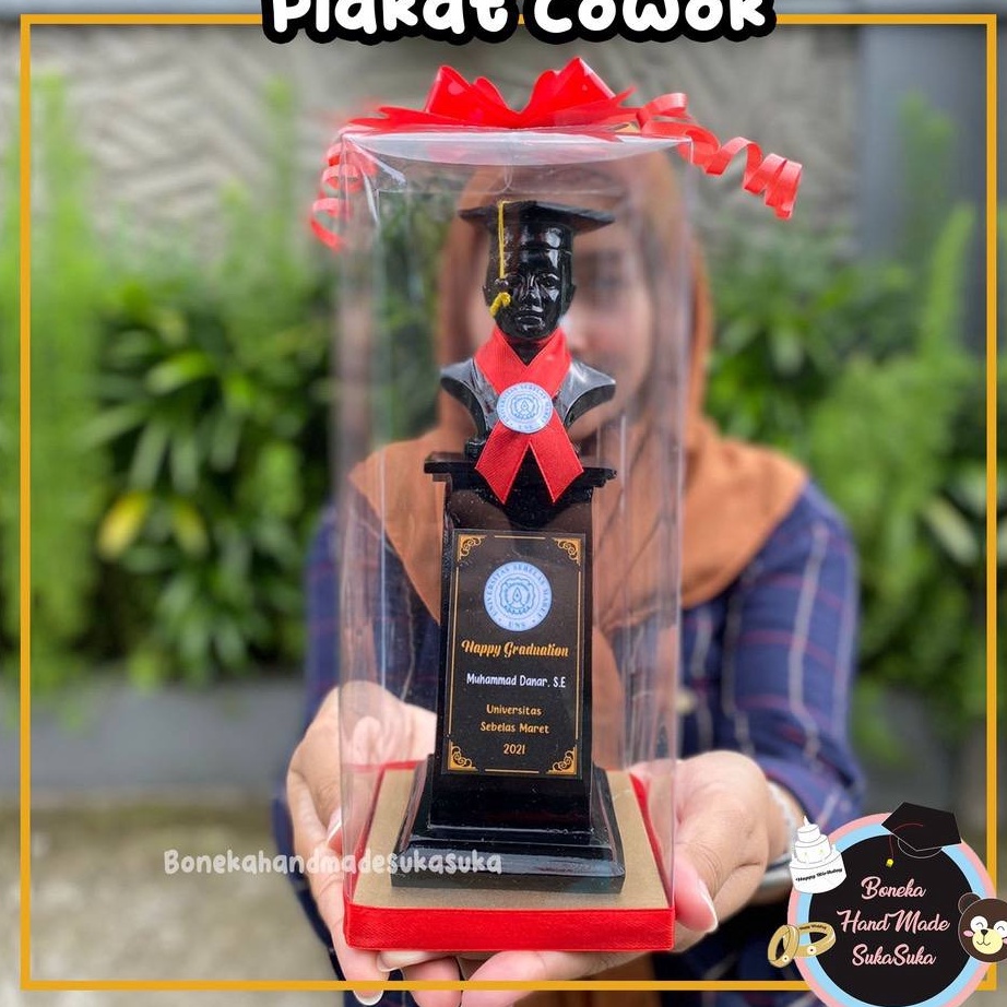 Terbaru✯➭ ZBMD0 Patung Piala Wisuda Plakat Wisuda Kado Wisuda Hadiah Wisuda Patung Wisuda Bisa Custo