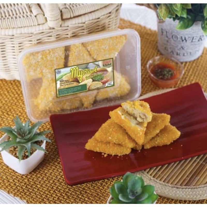 

Risol Ayam isi 12 pcs