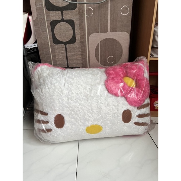 boneka hello kitty / boneka anak / boneka cewe / boneka / bantal hello kitty / boneka hello kitty / 