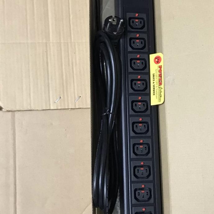 Indorack Power Distribution Unit 12 Outlet Socket IEC 320 C14- C13 EU