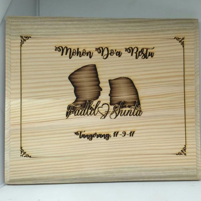 Plakat Kayu Jati Belanda Grafir Laser Custom