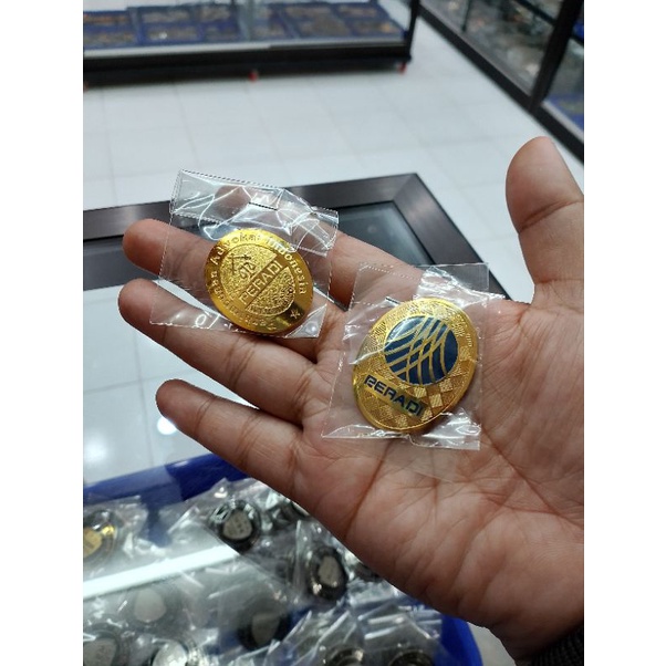 Pin Advokat Peradi Magnet