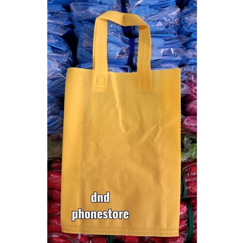 

Laris Goodie bag HLS uk 25x35x8 ( harga per lusin ) flbau