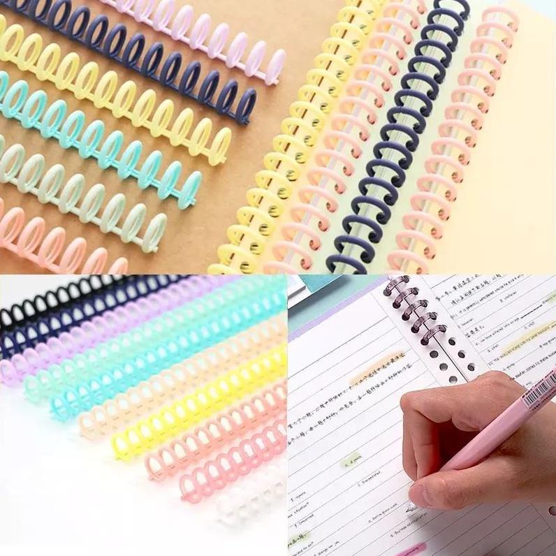 

RING BINDER - DIY BINDER COVER BINDER - BINDER PLASTIK - PLASTIC BINDER BINDING STRIP MURAH (GROSIR| DIY RING BINDER SPIRAL PLASTIK STRIP BINDING JILID BAHAN PLASTIK WARNA MACARON LUCU BISA COD