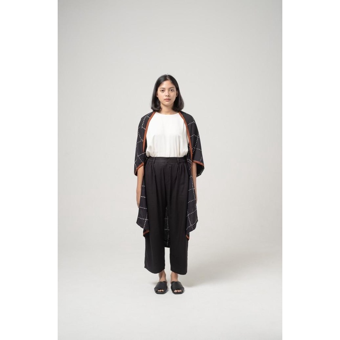 Dama Kara Lembayung Outer