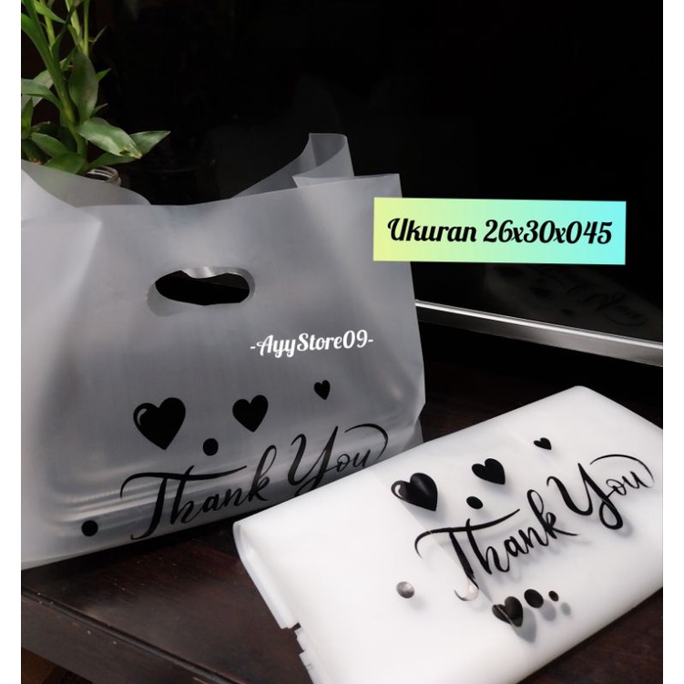 (isi 10 pcs) Plastik Mika bento 4 sekat/Kantong Plastik HD Motif 26x30x045 /Plastik Ulang Tahun/Souv